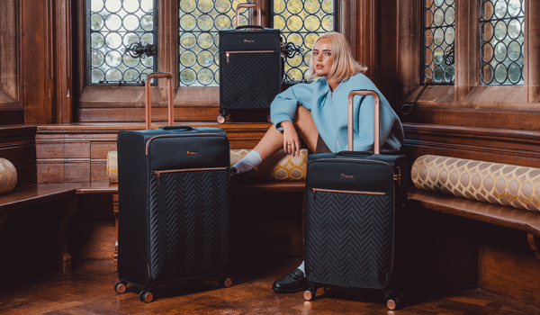 15% off IT Luggage