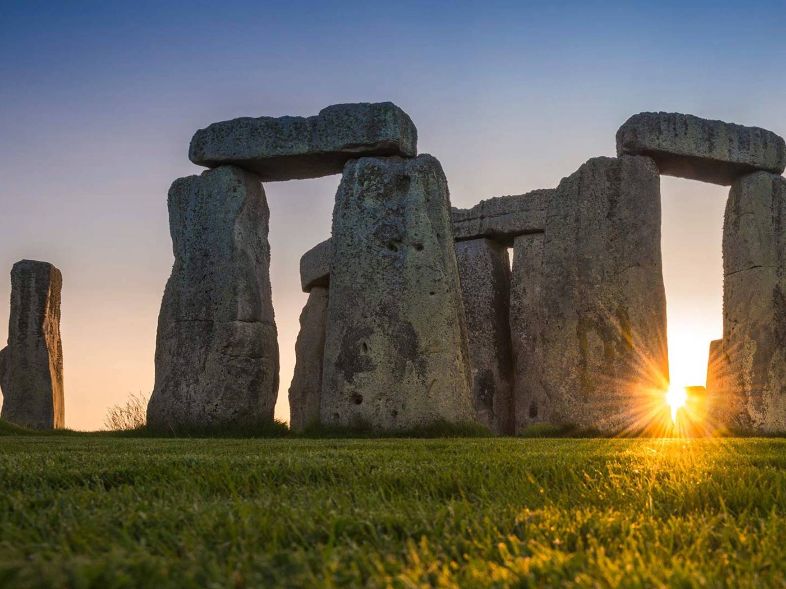 25% off English Heritage Memberships